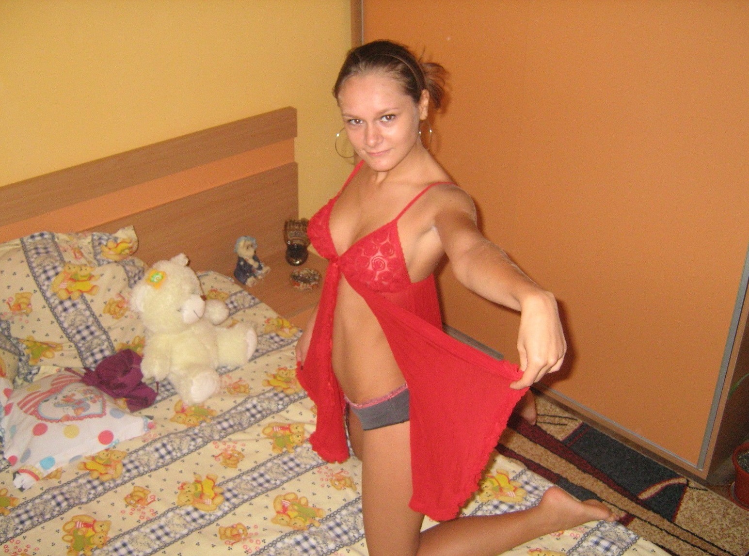 Jij Bent Toch Ook Hier Om Te Neuken, Gewillige Dame Hier Sexdate