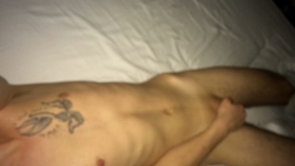 Geile Jongen Zoekt Snel Sex Met Geile Meid/milf Man Zoekt Vrouw